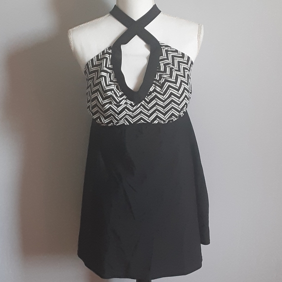 SWIMSUITS FOR ALL - Picture 3 of 8